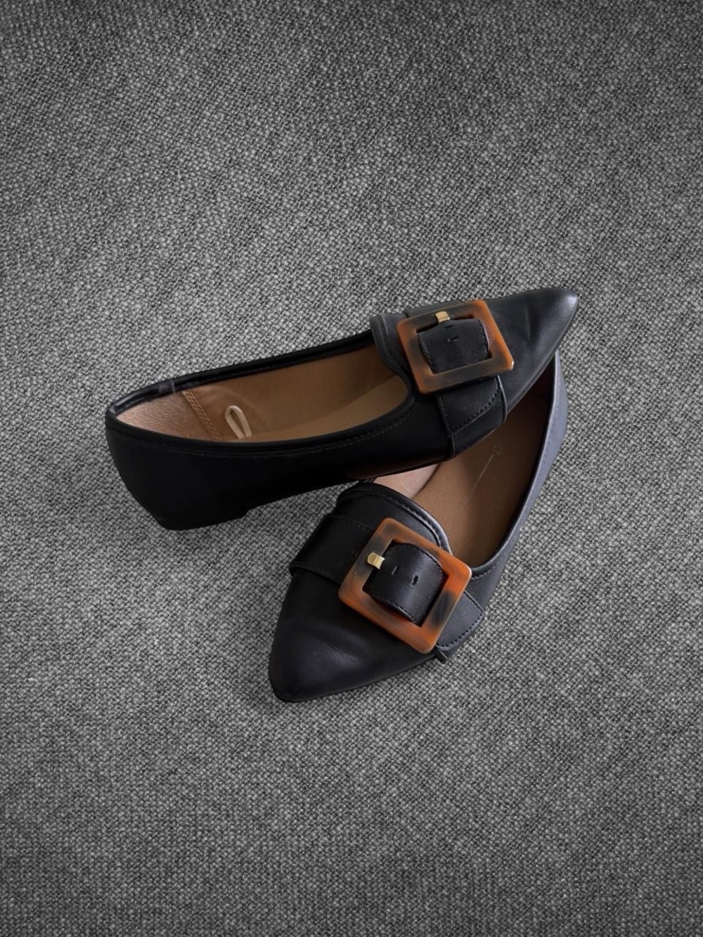 Black Pointed Toe Buckle Accent Ballet Flats Size 7